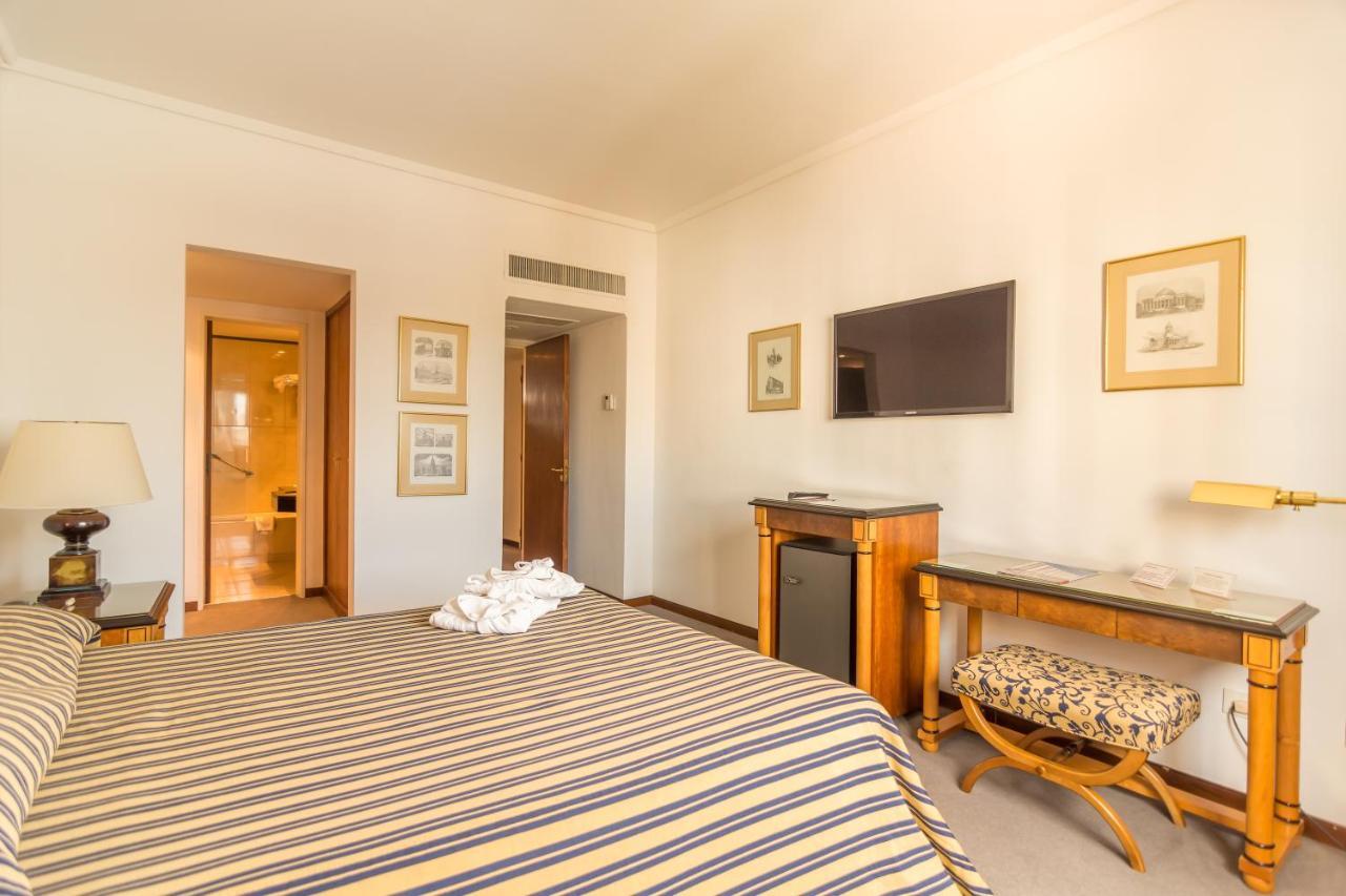 Hotel Libertador Танділ Екстер'єр фото